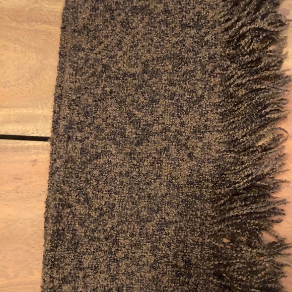 Handmade Brown Wool Irish Scarf - Picture 2 of 4